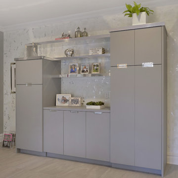 Traditional w/ Contemporary Style!