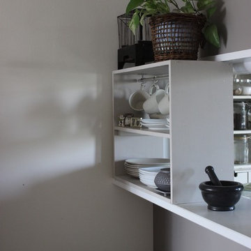 A tiny kitchen for an amateur chef/アマチュアチェフのコンパクトキッチン