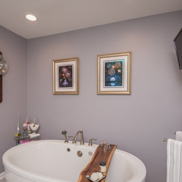 Lyndon Master Bathroom