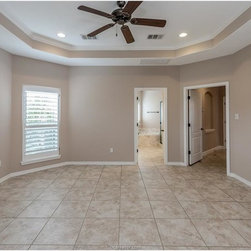 800 Bethpage Ct - Products