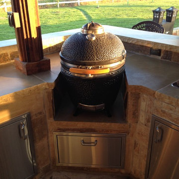 Ceramic Grill/Smoker
