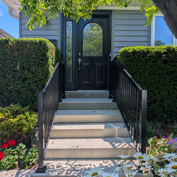 Picket Front Step Railing