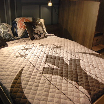 Star Wars: The Force Awakens Murals in a bedroom by Tom Taylor of Mural Art LLC