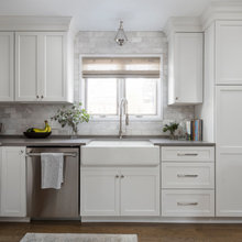 Kitchen cabinet hardware
