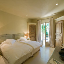 mackie bedroom