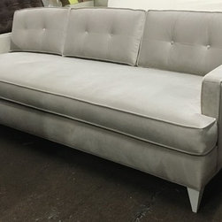 KENDRA STYLE - TRANSITIONAL - Sofas