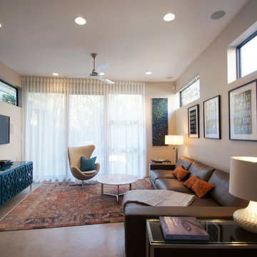 Contemporary Austin Condo