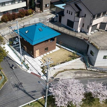 家の中の「四つ角」が家族をゆるやかにつなぐ住まい キューブ型の
