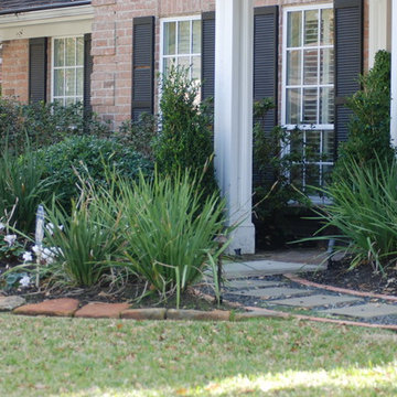 Memorial Area Front Yard
