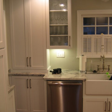 White Shaker with Donna-Sandra Granite