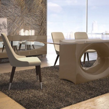 2879 MH Dining Table