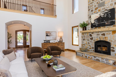 Living room - mediterranean living room idea in San Francisco
