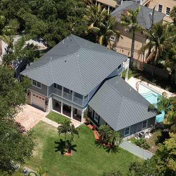 Charming & Cozy House Color: Charcoal Gray