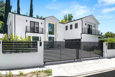 Minimalist exterior home photo in Miami