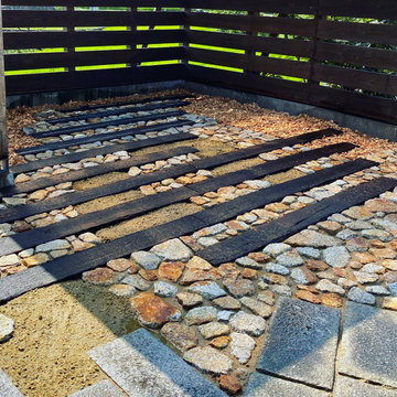 箕面市粟生間谷東のナチュラルガレージ