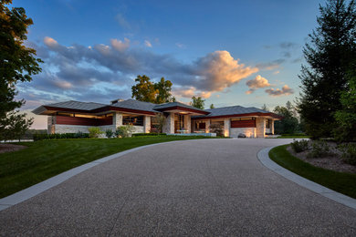 Inspiration for a contemporary exterior home remodel in Detroit