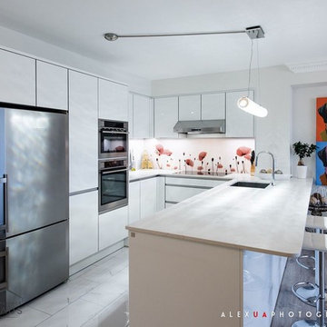 Small Richmond Hill Space