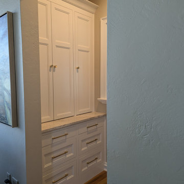 Decorator's White Inset Coffee station