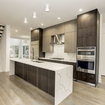 Roxana House