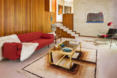 This is an example of a midcentury home design in Canberra - Queanbeyan.