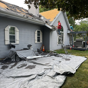 Atlas Pinnacle Pristine Roofing System & LP SmartSiding