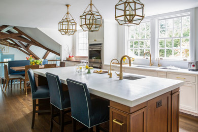 Kitchen - kitchen idea in New York