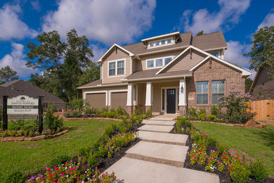 Inspiration for a craftsman exterior home remodel in Houston