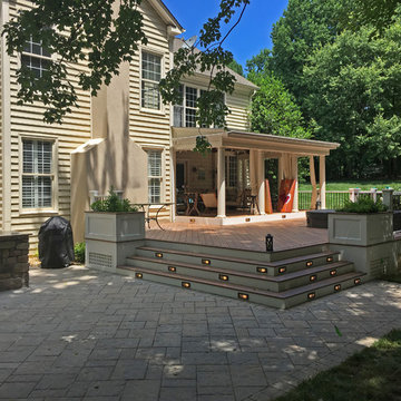 Oakton Deck Makeover
