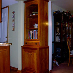 Furniture - China Cabinets And Hutches