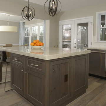 White With A Twist - Knotty Alder Furniture Island
