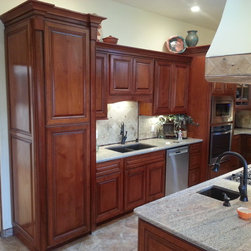 Showcase Cabinets - Kitchen Cabinetry