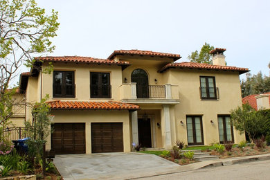 Mediterranean exterior home idea in Los Angeles