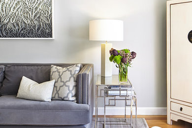 Elegant living room photo in San Francisco