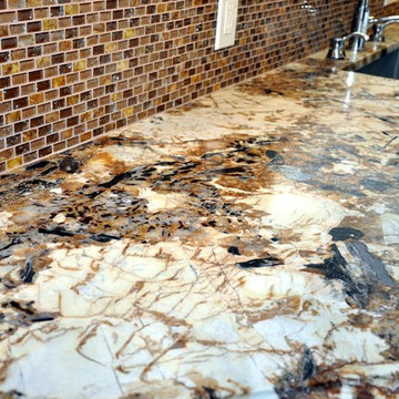 Splendor Gold Leather Granite