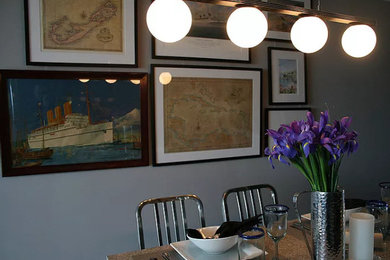 Dining room - contemporary dining room idea in Toronto
