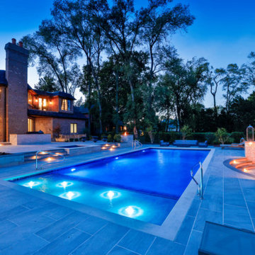 Custom Pool, Spa & Outdoor Living Space - Arlington Heights, IL