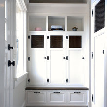 lakehouse mudroom