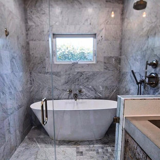 Bäder mit schwarz-weißen Fliesen und Beton-Waschbecken/Waschtisch Ideen