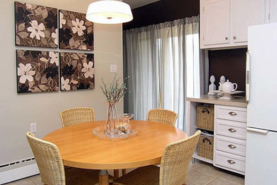 Example of a classic kitchen design in Montreal