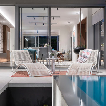 Webb & Brown-Neaves - The Palm Springs