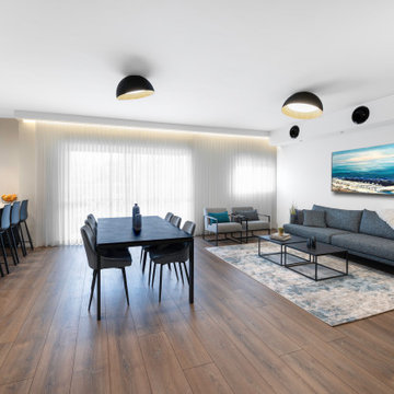 Open-plan living/dining/kitchen