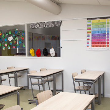 STAS picture hanging systems in primary education