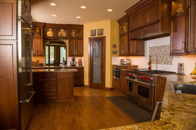 Kitchen - kitchen idea in Other