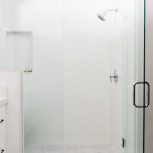 Bartonville Kids Lounge Bathroom