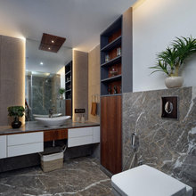 TOILET 4