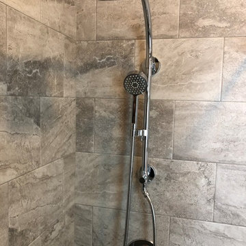 Venice Island Bathroom Remodel with Frameless Shower