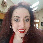 April Moores foto