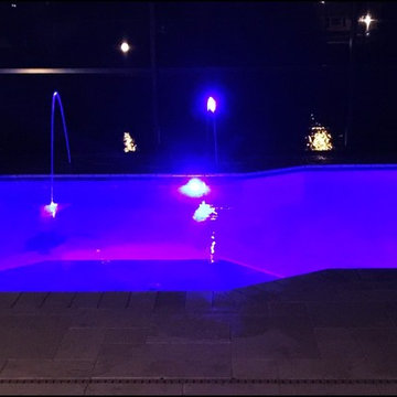 Custom Swimming Pool & Spa With Travertine