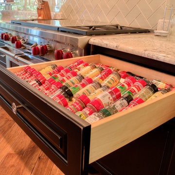 Drawer spice rack