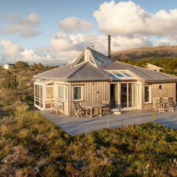 SUMMER CABIN WITH OCEAN VIEW